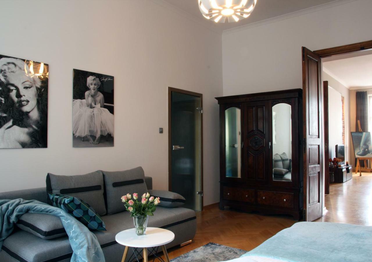 Marilyn Apartment วูดช์ ภายนอก รูปภาพ